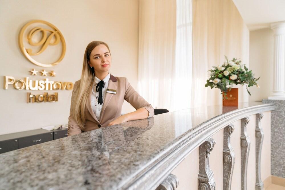 فندق سانت بطرسبرغفي  فندق بولوستروفو المظهر الخارجي الصورة